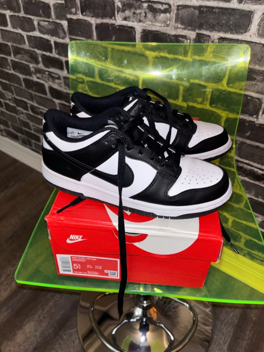 Nike DUNK Black and White Low-Top Sneakers